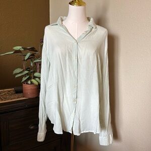 Ann Taylor Factory Women's Light Blue Button-Up Shirt